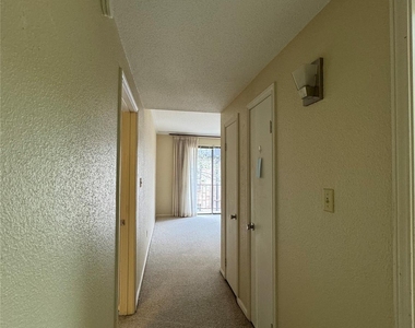 2475 Underwood Street - Photo Thumbnail 26