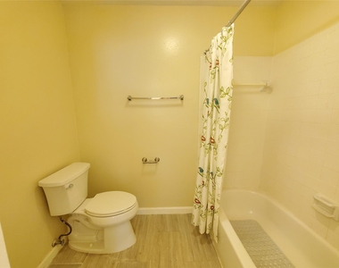 2810 Arrowhead Drive - Photo Thumbnail 21