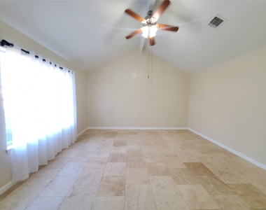 2810 Arrowhead Drive - Photo Thumbnail 15