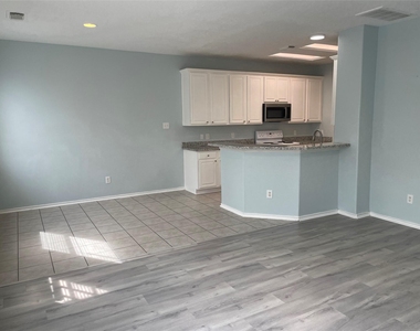 9022 Elm Drake Lane - Photo Thumbnail 2