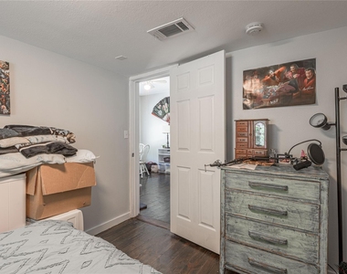 3210 Elks Drive - Photo Thumbnail 18