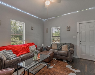 3210 Elks Drive - Photo Thumbnail 5