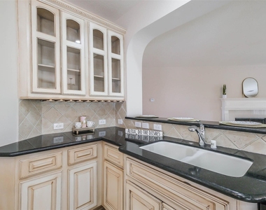 12411 Santiago Cove Lane - Photo Thumbnail 14