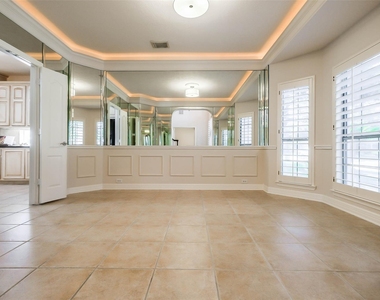 12411 Santiago Cove Lane - Photo Thumbnail 6