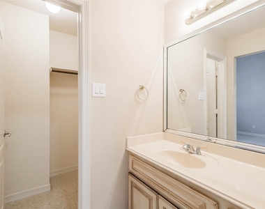12411 Santiago Cove Lane - Photo Thumbnail 36