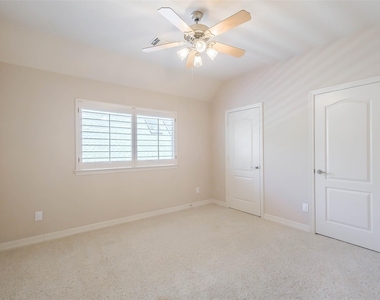 12411 Santiago Cove Lane - Photo Thumbnail 38