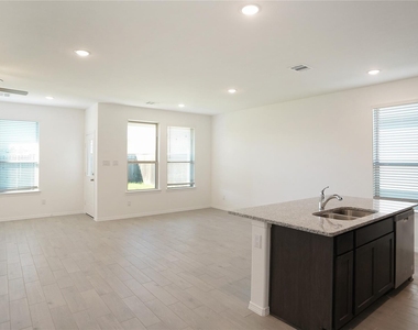 25810 Northpark Pine Drive - Photo Thumbnail 9