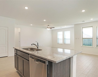 25810 Northpark Pine Drive - Photo Thumbnail 15
