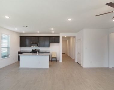 25810 Northpark Pine Drive - Photo Thumbnail 12
