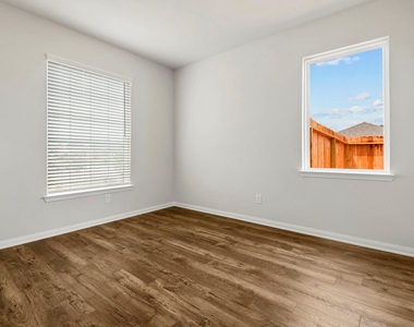 701 Jasmine Ridge Lane - Photo Thumbnail 2