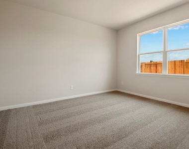 701 Jasmine Ridge Lane - Photo Thumbnail 14