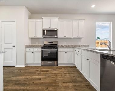 701 Jasmine Ridge Lane - Photo Thumbnail 5