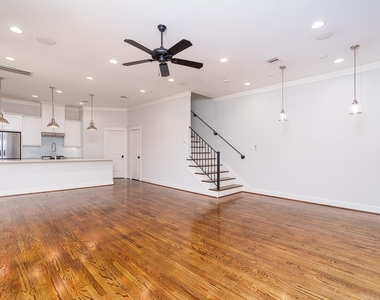 225 Knox Street - Photo Thumbnail 11