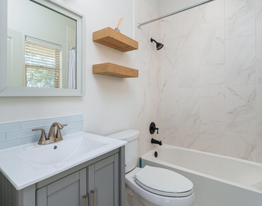 225 Knox Street - Photo Thumbnail 19