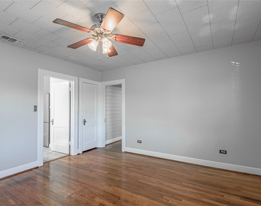 1415 22nd Street - Photo Thumbnail 14