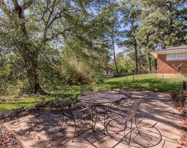1415 22nd Street - Photo Thumbnail 25