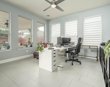 5907 Ballina Canyon Lane - Photo Thumbnail 15