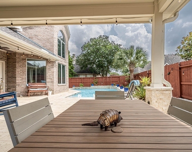 5907 Ballina Canyon Lane - Photo Thumbnail 36
