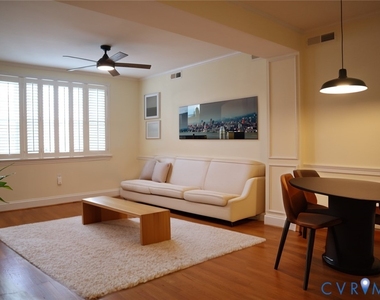 27 W Locke Lane - Photo Thumbnail 1