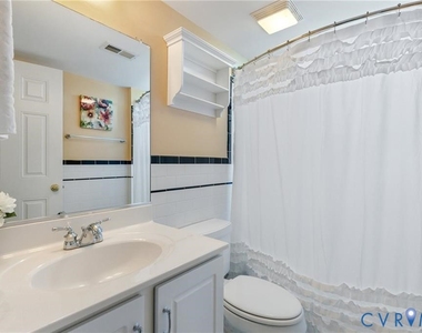 27 W Locke Lane - Photo Thumbnail 7