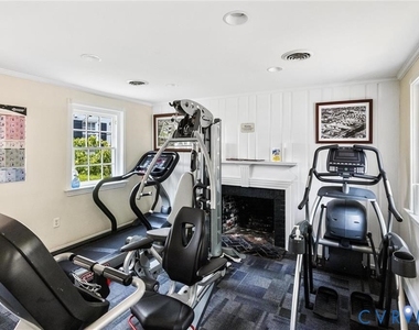 27 W Locke Lane - Photo Thumbnail 10