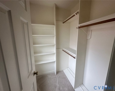 7812 Coachford Court - Photo Thumbnail 5