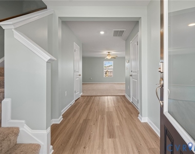 2854 Meadow View Boulevard - Photo Thumbnail 4