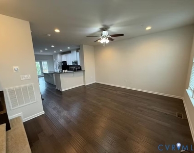 11955 Shire View Way - Photo Thumbnail 1