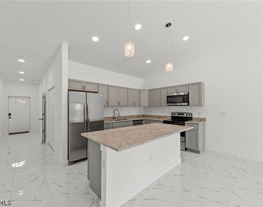 1940 Laverna Avenue - Photo Thumbnail 4