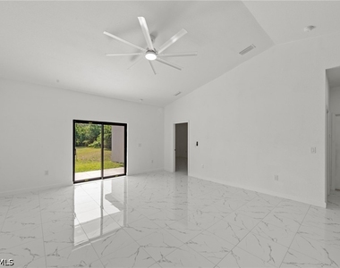 1940 Laverna Avenue - Photo Thumbnail 5