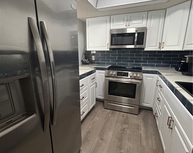 5479 Peppertree Drive - Photo Thumbnail 9