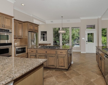 50 Marquise Oaks Place - Photo Thumbnail 18