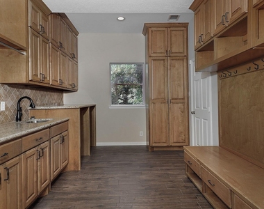 50 Marquise Oaks Place - Photo Thumbnail 22