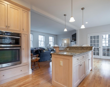 156 North Shore - Photo Thumbnail 9