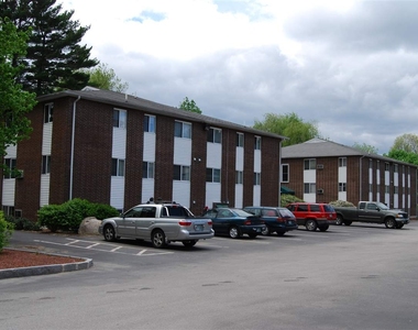 93 West - Photo Thumbnail 5