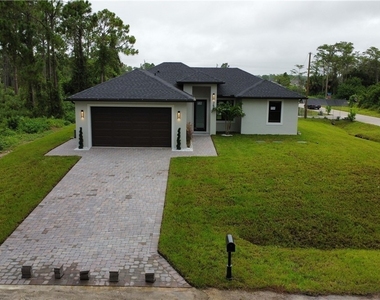 758 Worth Avenue S - Photo Thumbnail 17