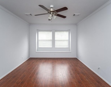 2322 Cool Springs Lane - Photo Thumbnail 23