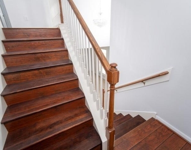 2322 Cool Springs Lane - Photo Thumbnail 29