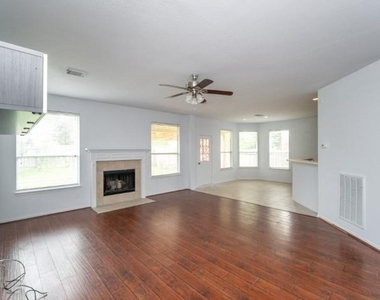2322 Cool Springs Lane - Photo Thumbnail 20