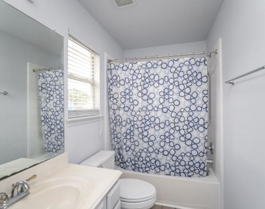 2322 Cool Springs Lane - Photo Thumbnail 40