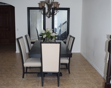 9923 Springlake Circle - Photo Thumbnail 4