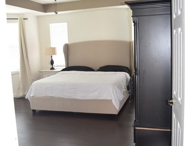 9923 Springlake Circle - Photo Thumbnail 8