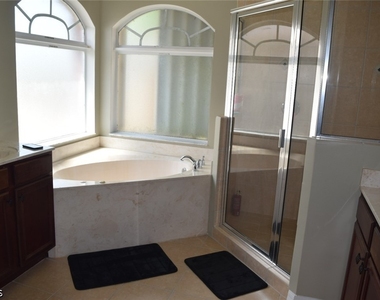 9923 Springlake Circle - Photo Thumbnail 7