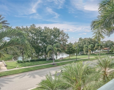 11220 Paseo Grande Boulevard - Photo Thumbnail 22