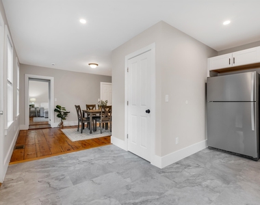16 Chestnut - Photo Thumbnail 26