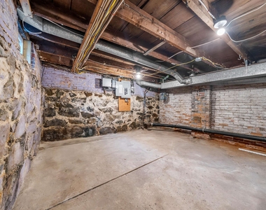 16 Chestnut - Photo Thumbnail 36