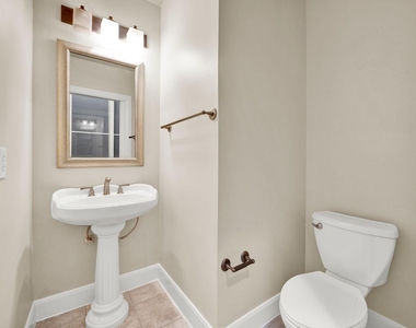 300 St Joseph Parkway - Photo Thumbnail 5