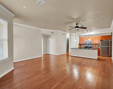 300 St Joseph Parkway - Photo Thumbnail 13