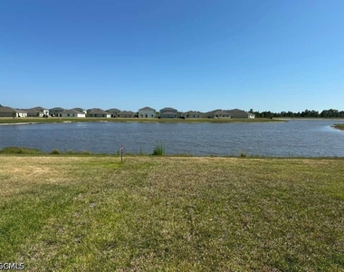 11918 Savanna Lakes Boulevard - Photo Thumbnail 6