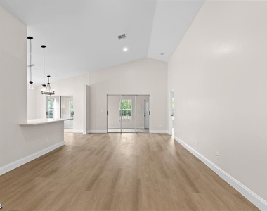 3358 Sabal Springs Boulevard - Photo Thumbnail 2